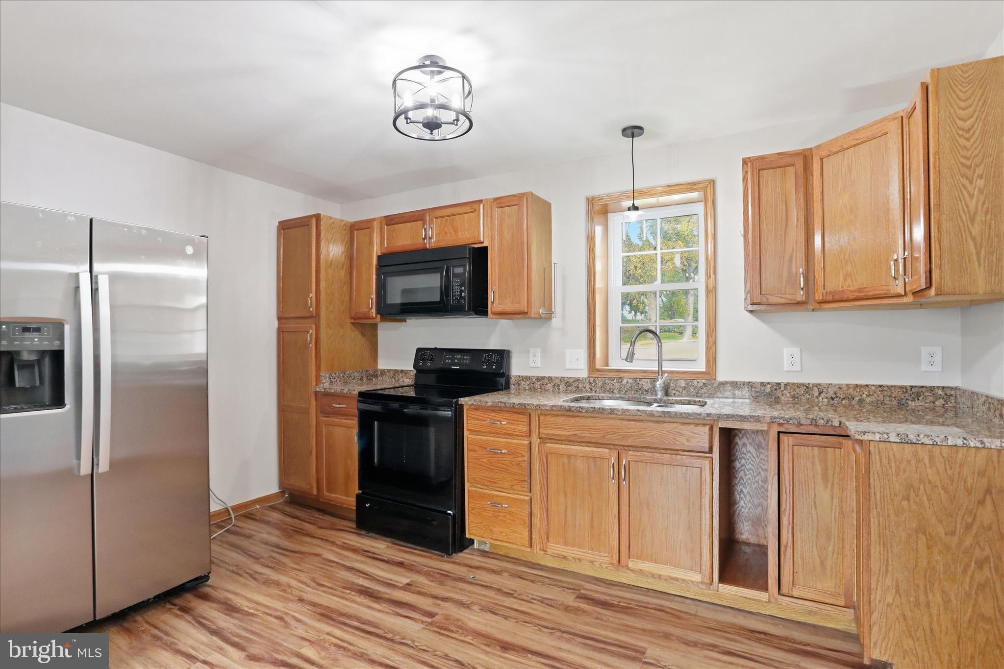 KEEDYSVILLE - Residential