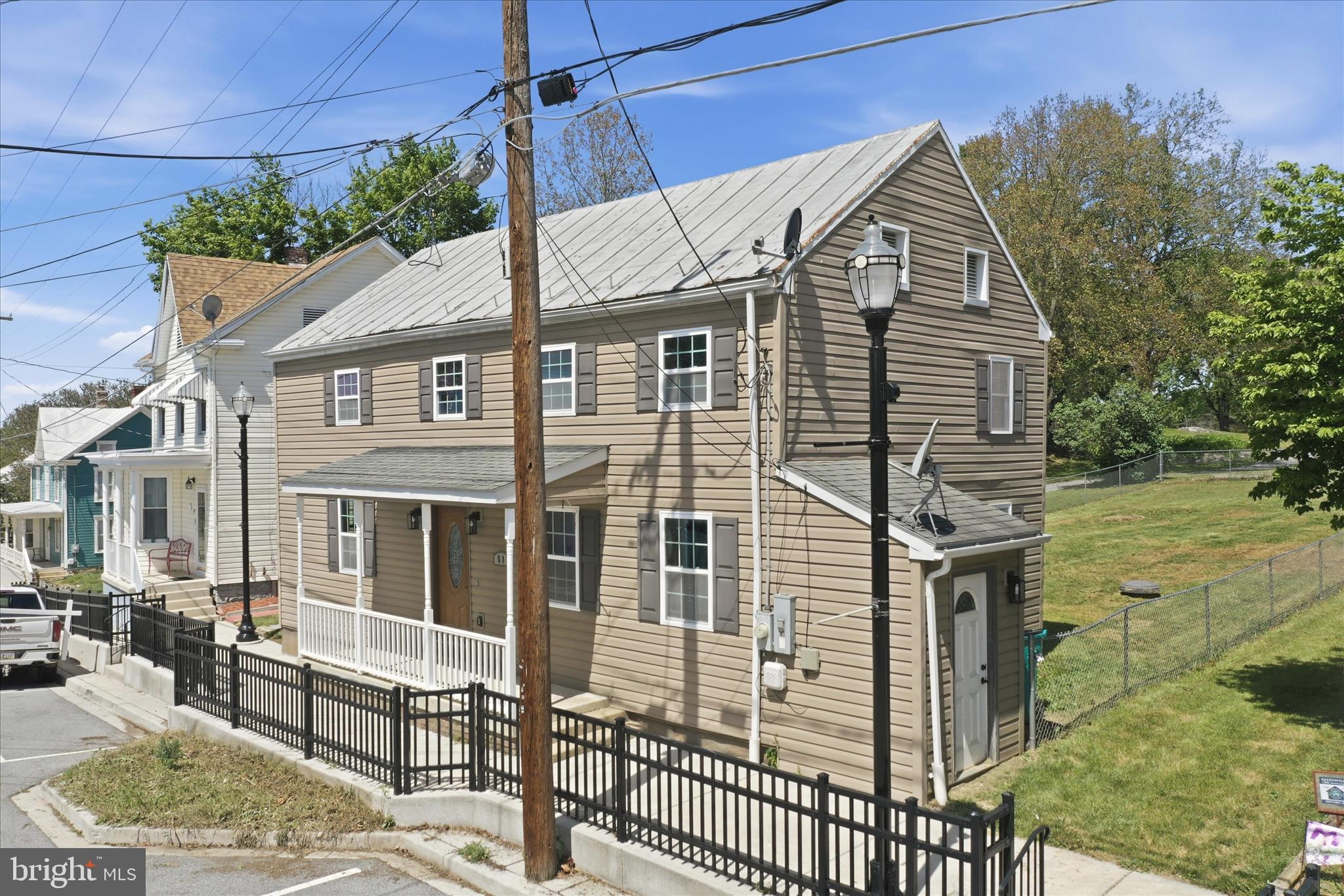 KEEDYSVILLE - Residential