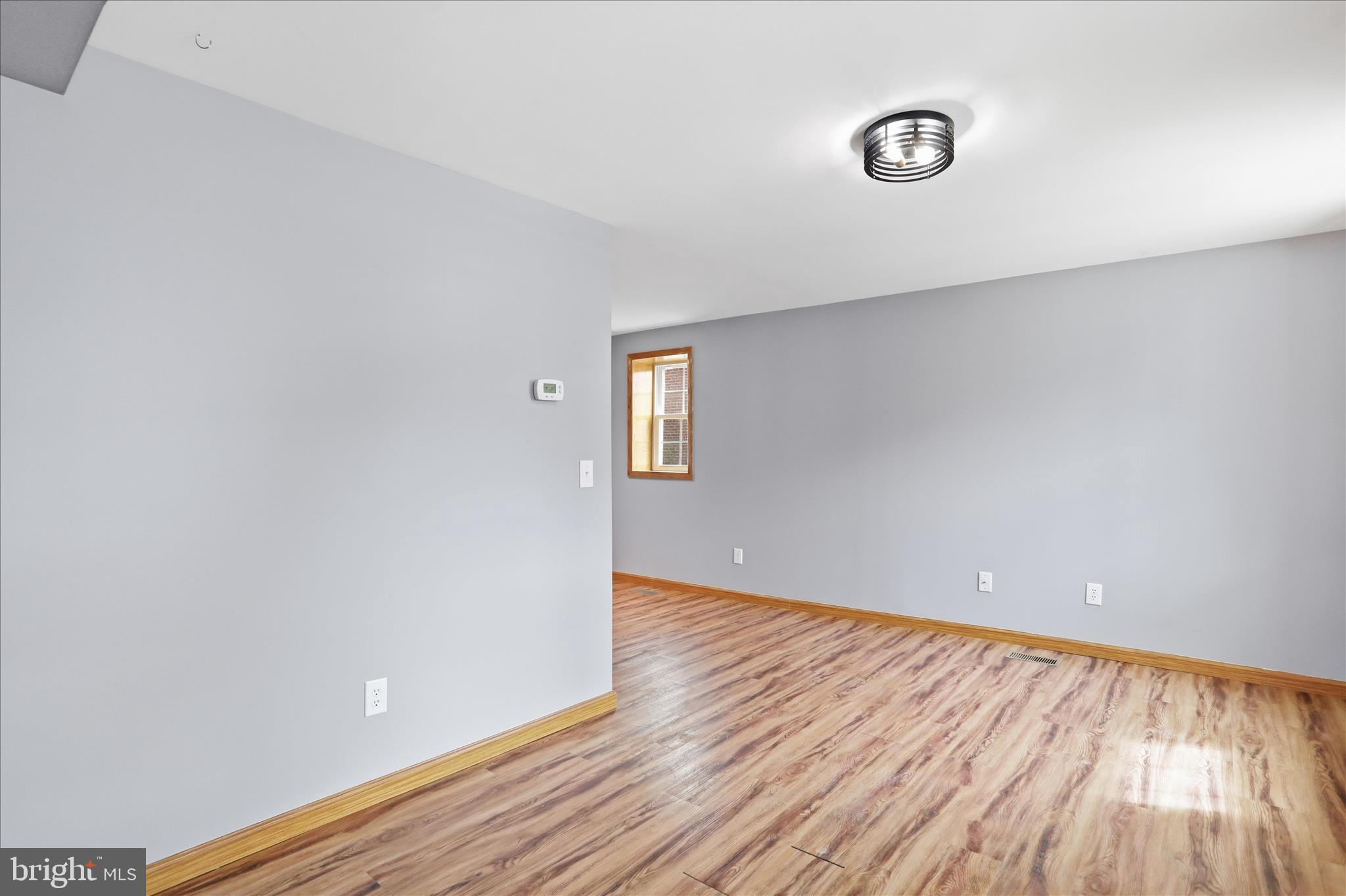 KEEDYSVILLE - Residential
