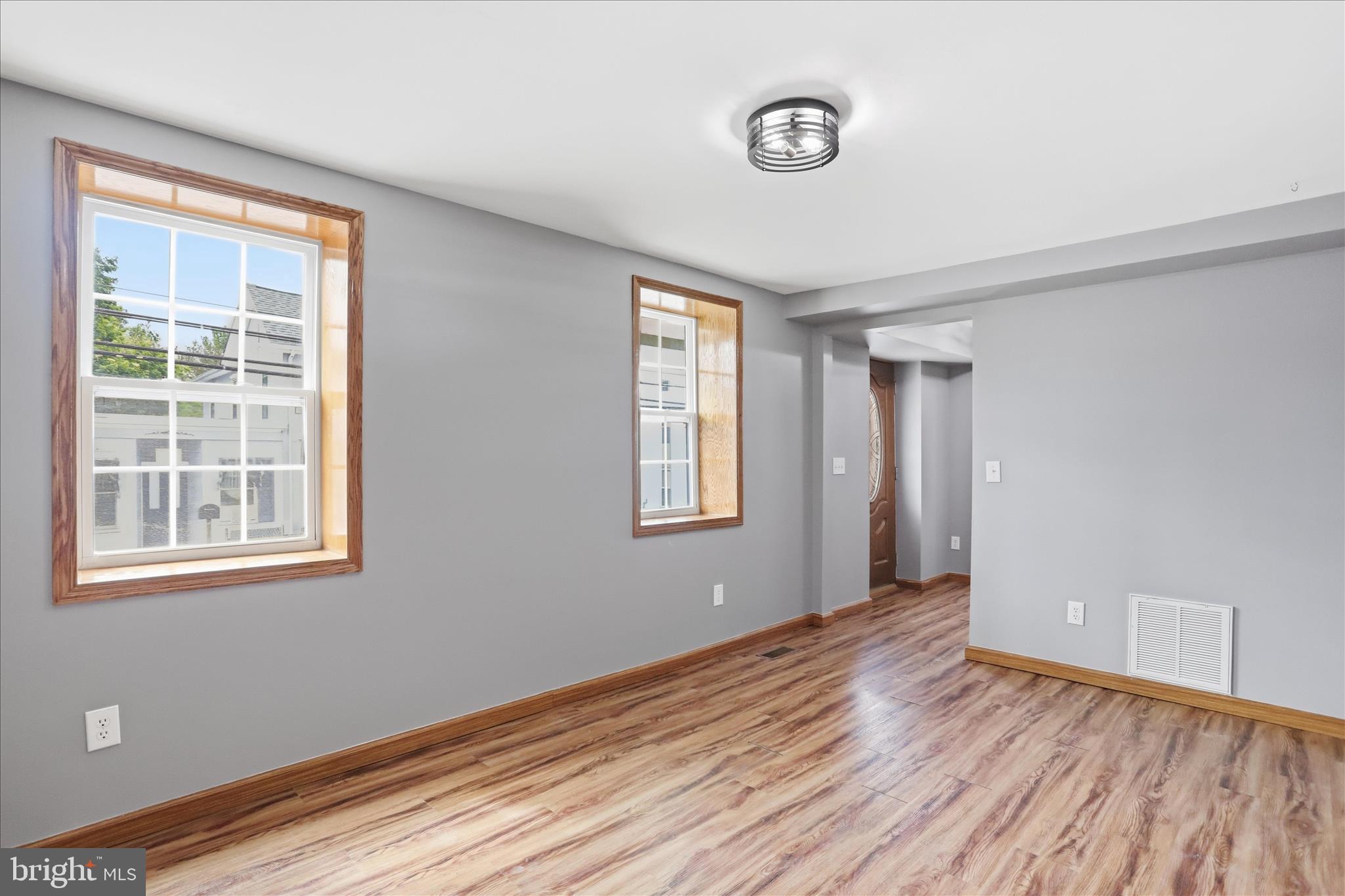 KEEDYSVILLE - Residential