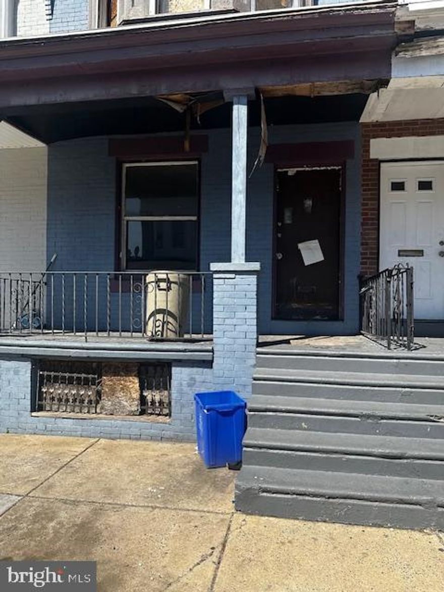 This s a fixer upper priced to go fast. We have listed it at the land assessed value only. Property is being sold as is.  Will be available to show once it is cleaned out, contact Ferris Griffin the listing agent with any questions.