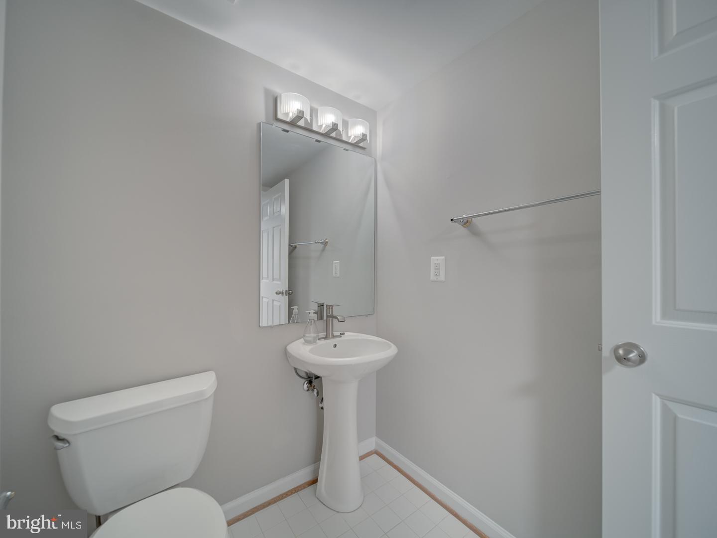 LAKELANDS - Residential