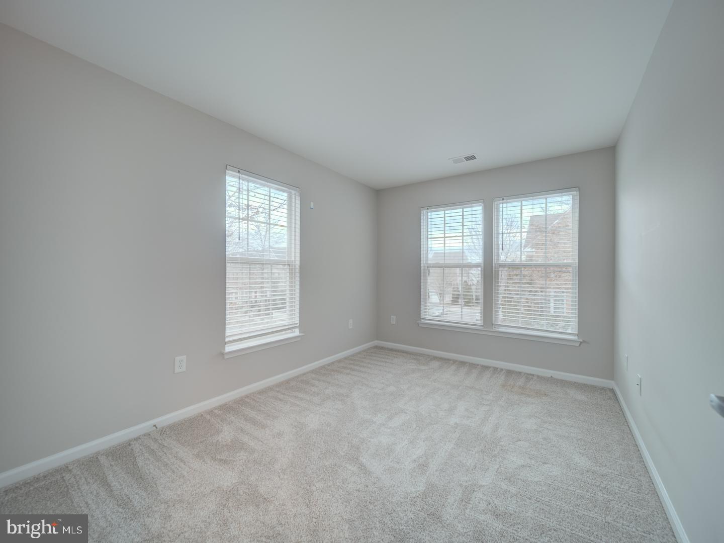 LAKELANDS - Residential