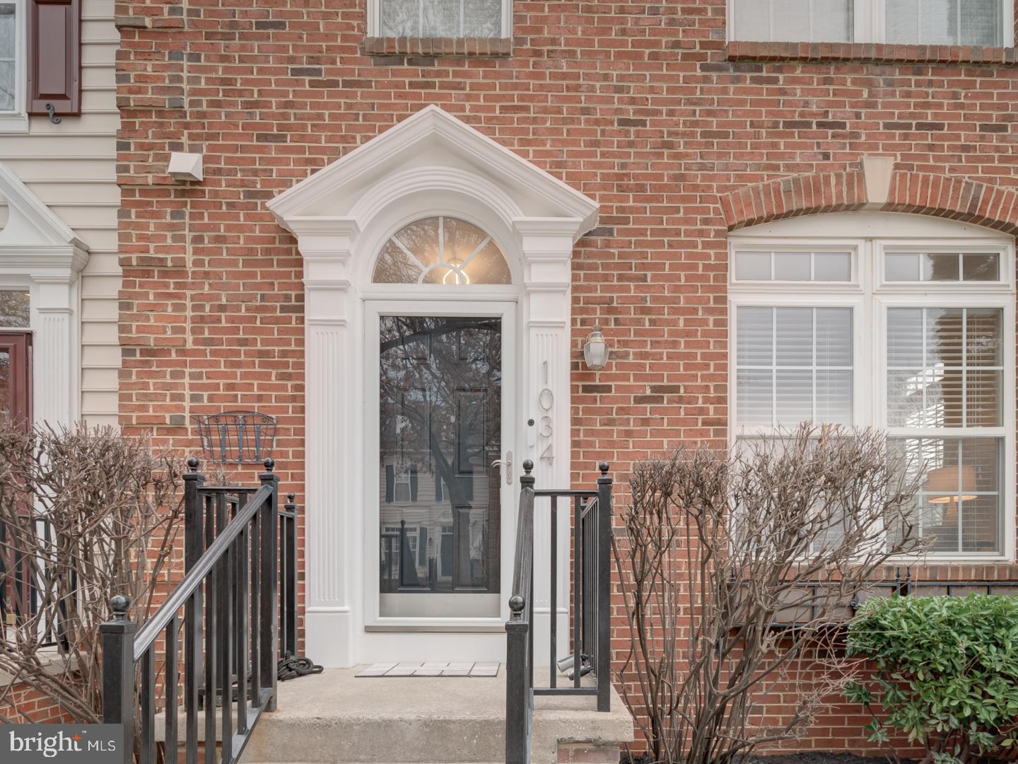 LAKELANDS - Residential