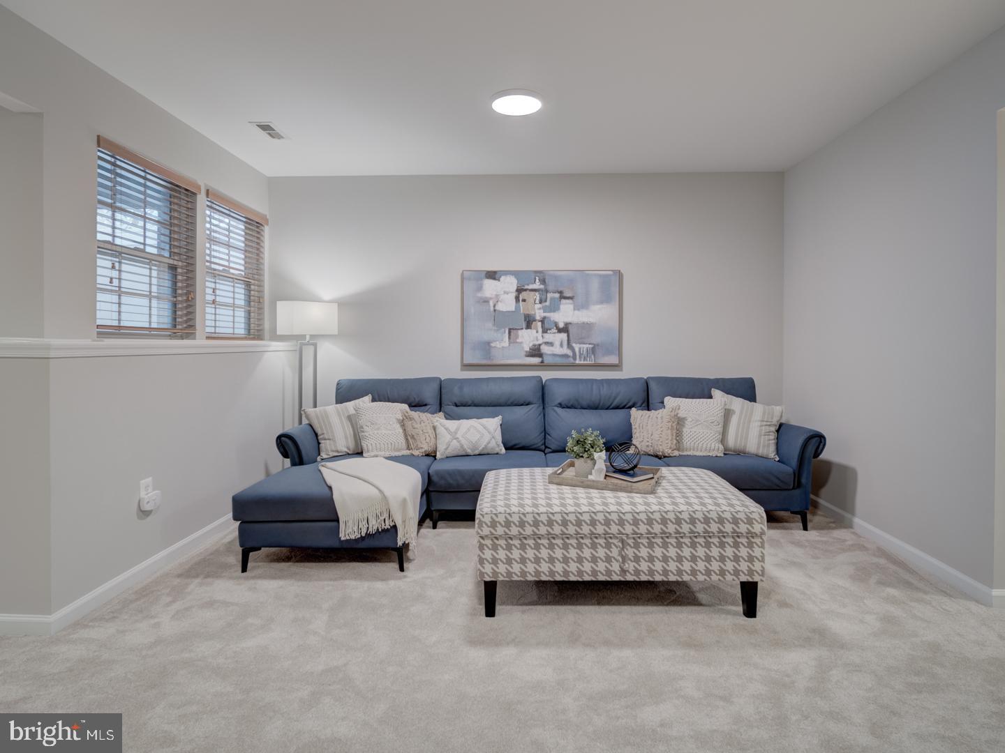 LAKELANDS - Residential