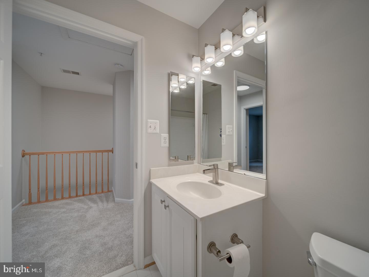 LAKELANDS - Residential