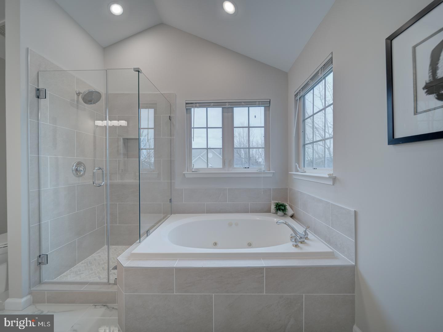 LAKELANDS - Residential