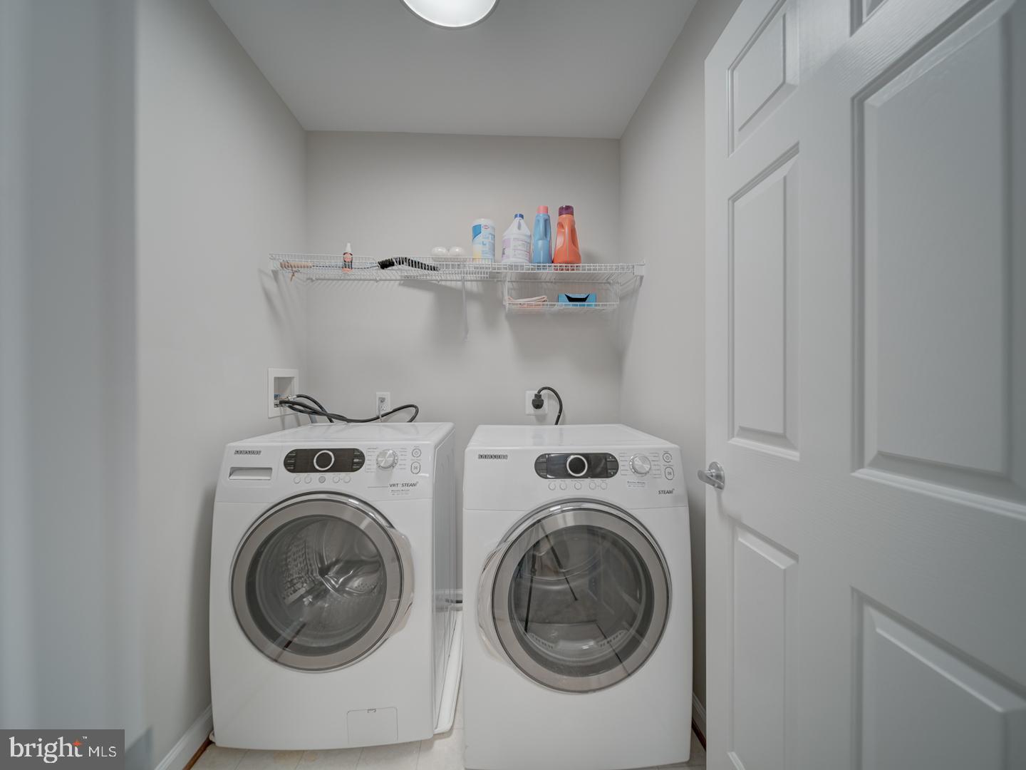 LAKELANDS - Residential