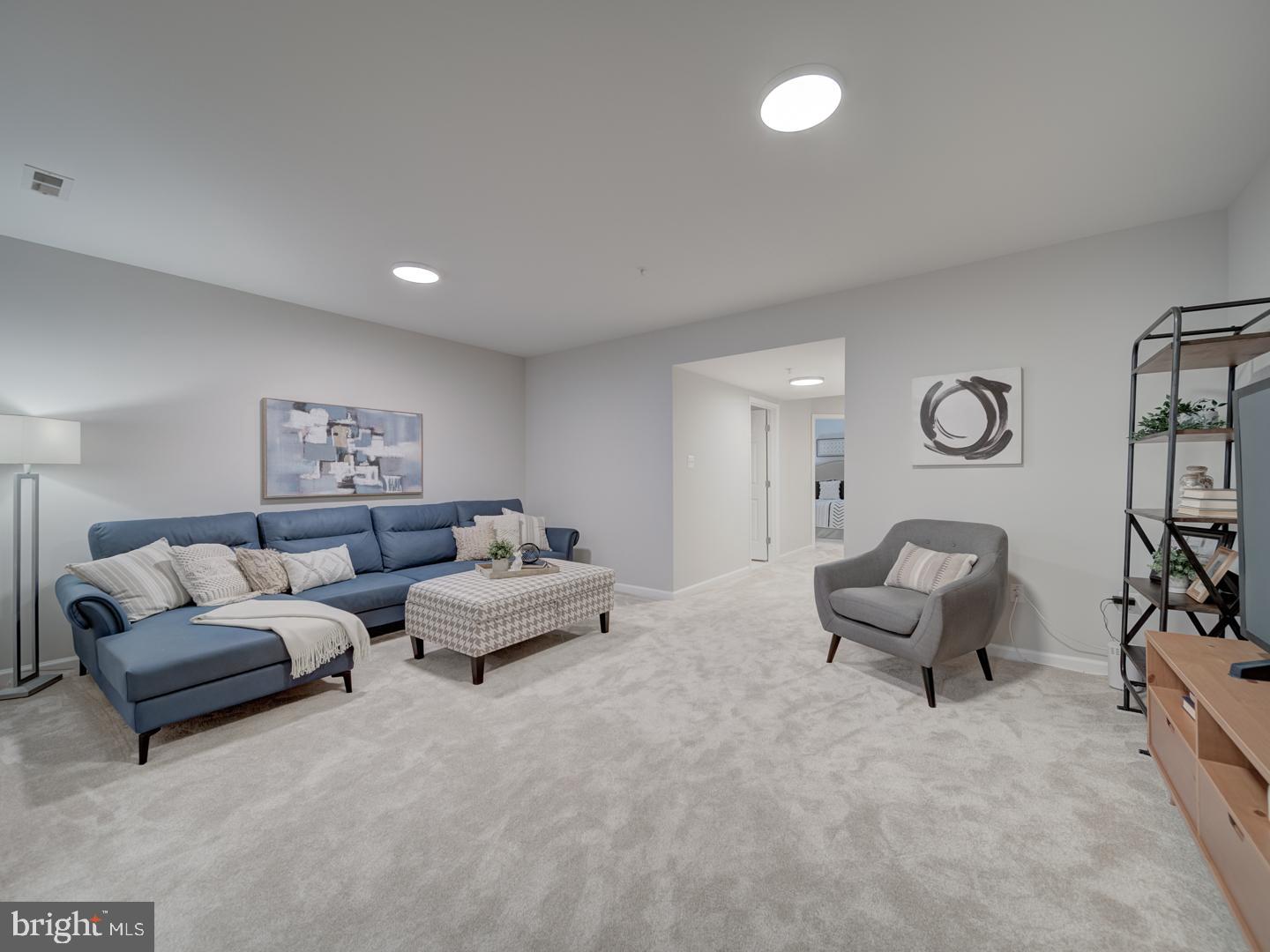 LAKELANDS - Residential