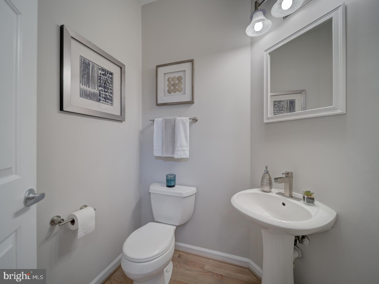 LAKELANDS - Residential