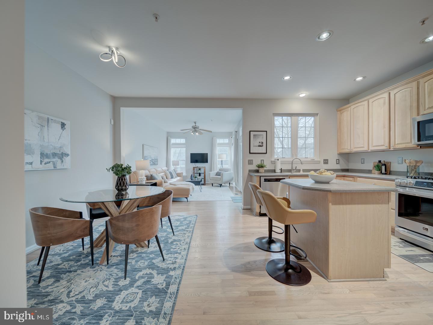 LAKELANDS - Residential