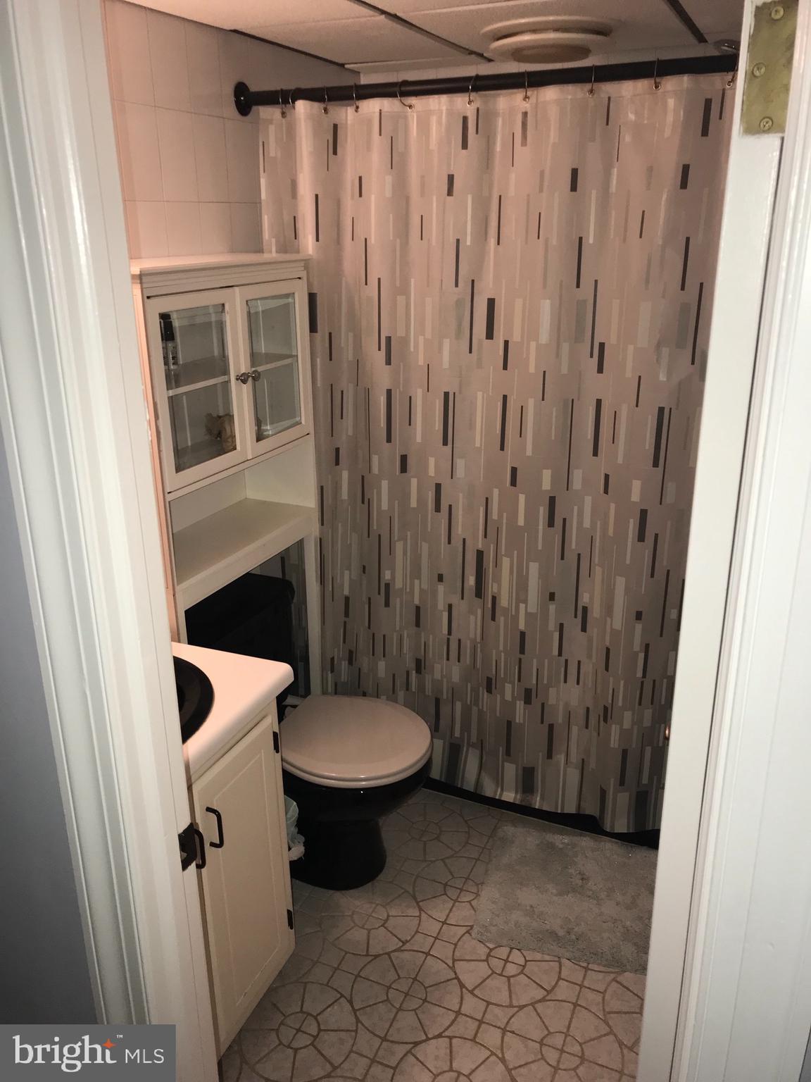 HAVERFORD HILL - Residential