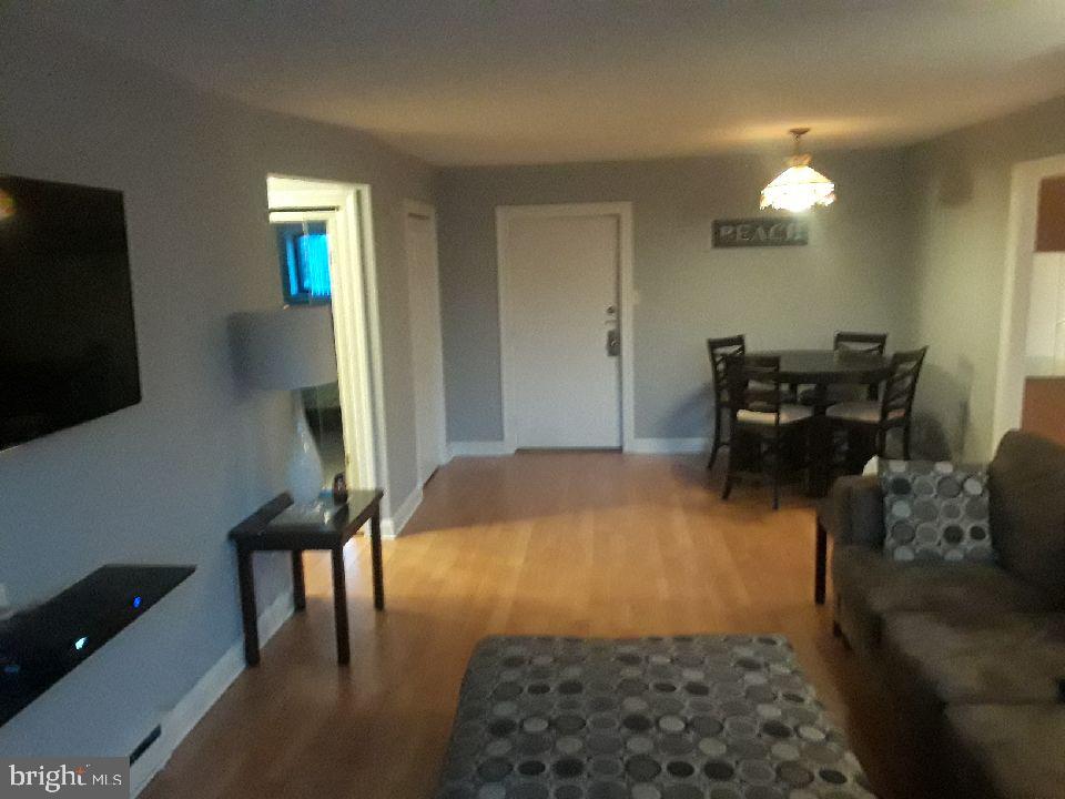 HAVERFORD HILL - Residential