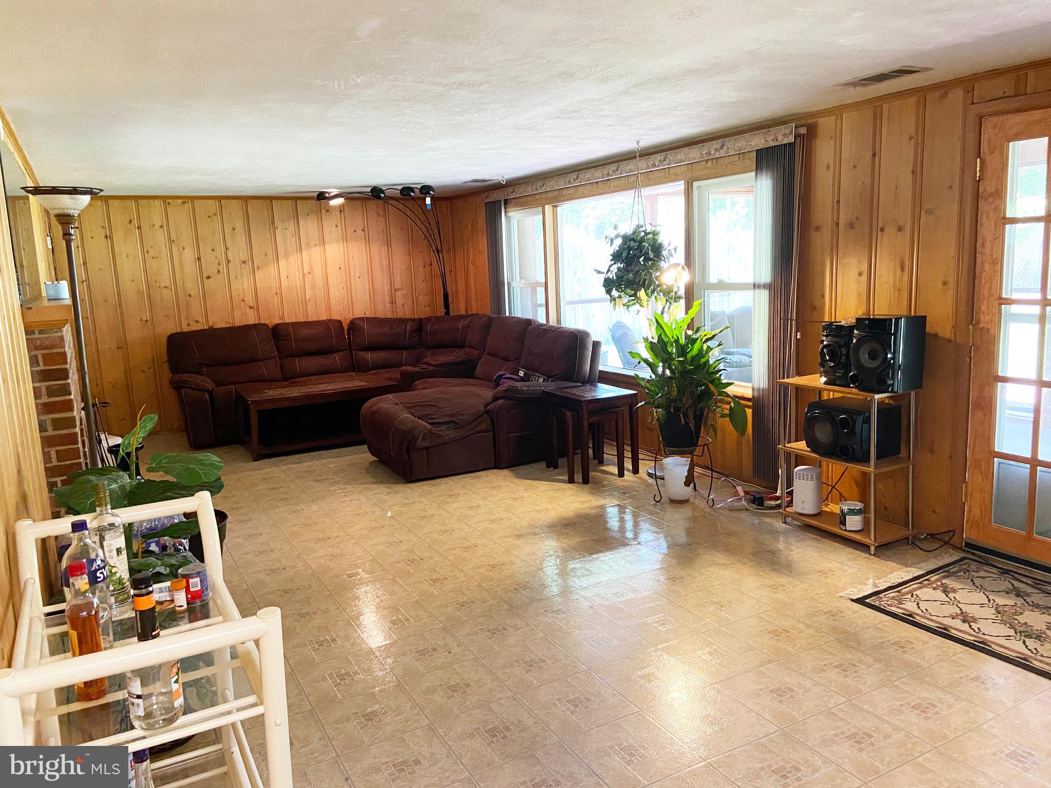 FOREST GARDENS - Residential