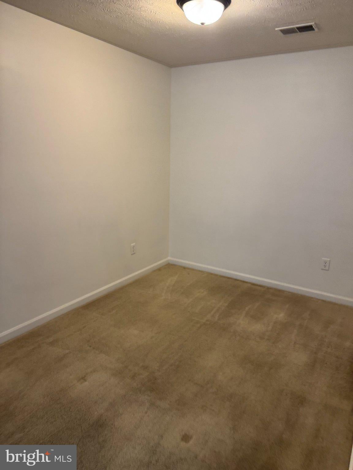 127 BROOKLAND TERRACE 5 5