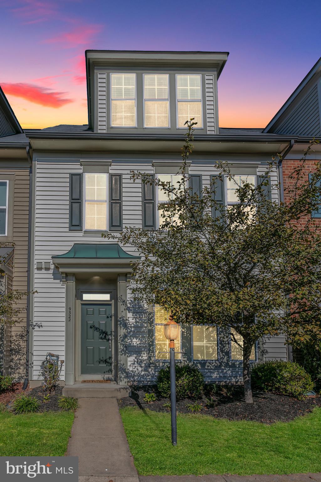 VICTORY LAKES - Residential