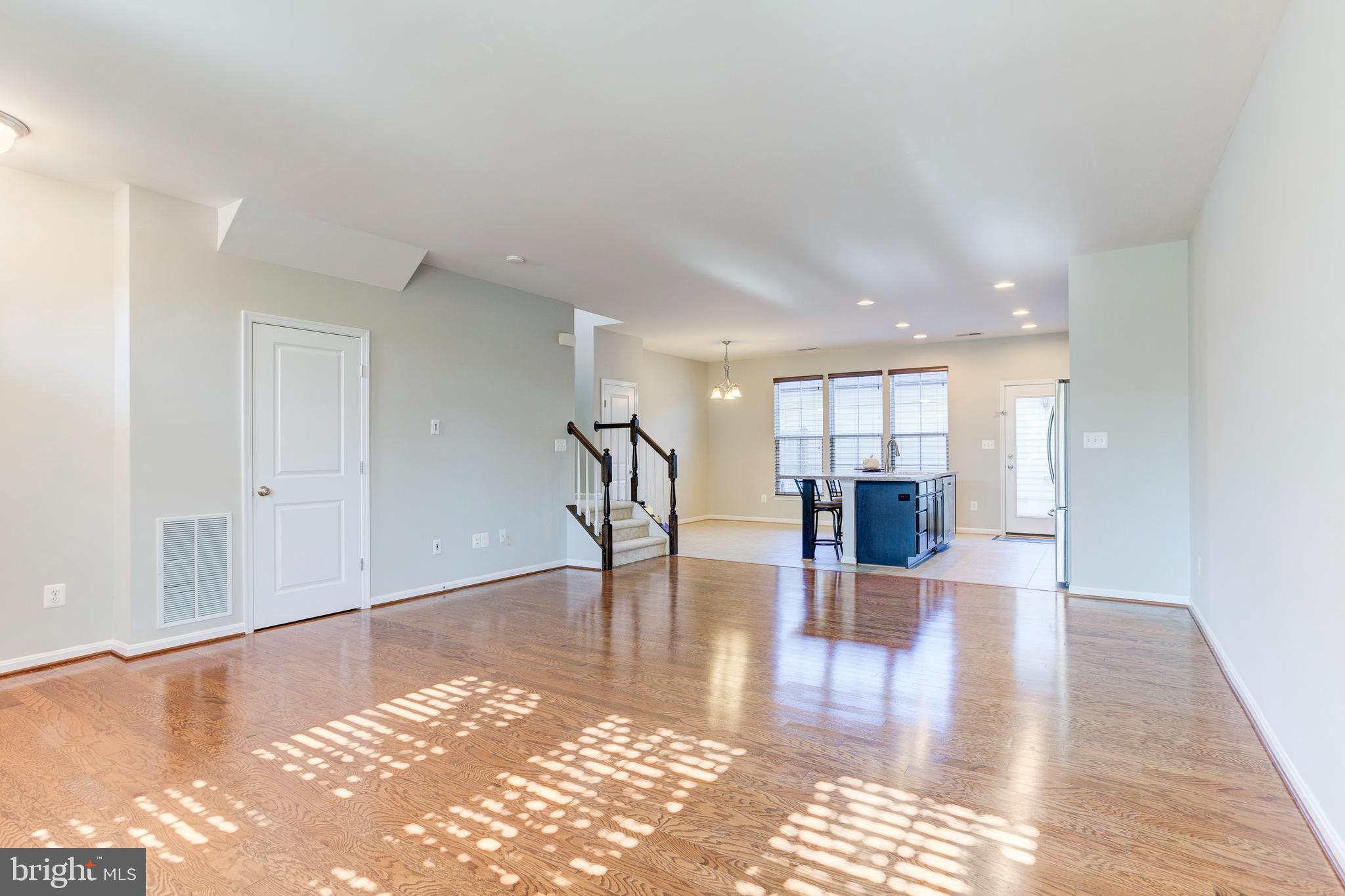 VICTORY LAKES - Residential