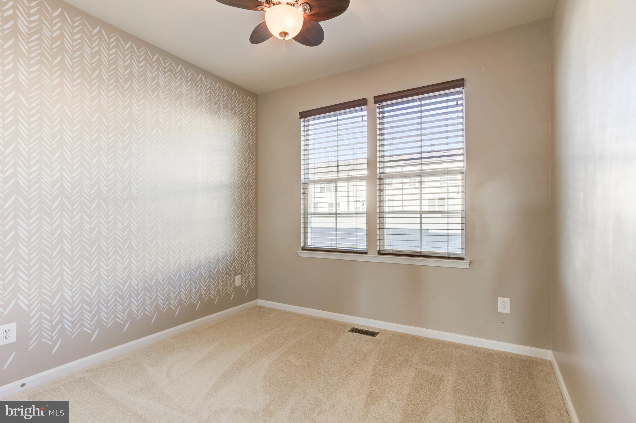 VICTORY LAKES - Residential