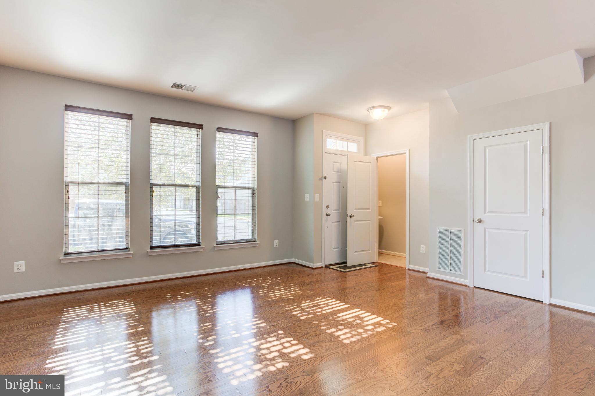 VICTORY LAKES - Residential