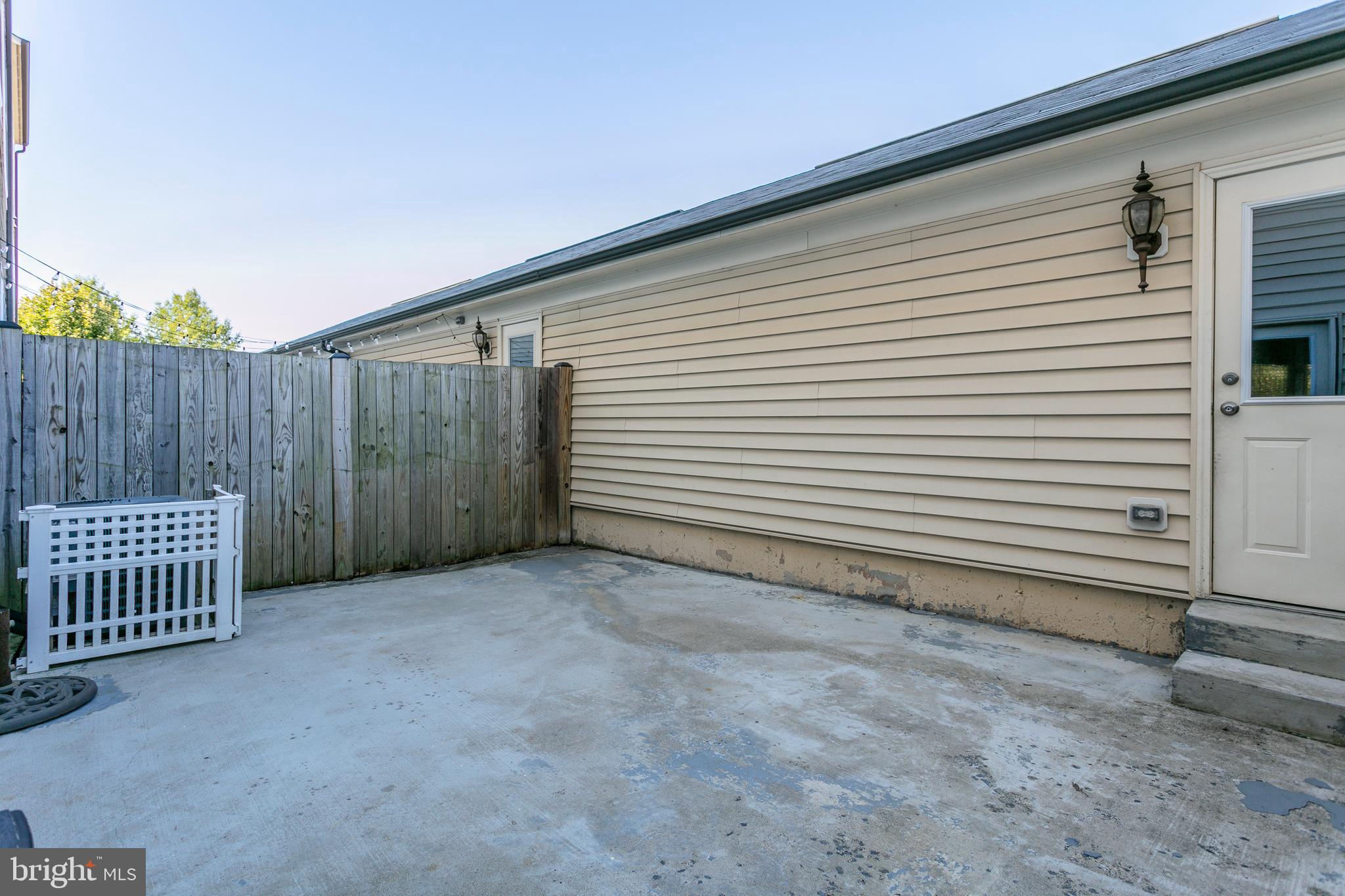 VICTORY LAKES - Residential