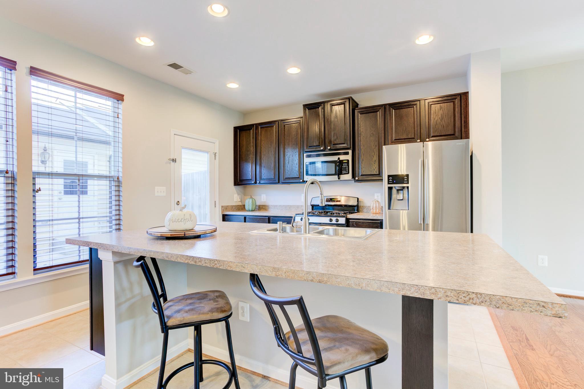 VICTORY LAKES - Residential