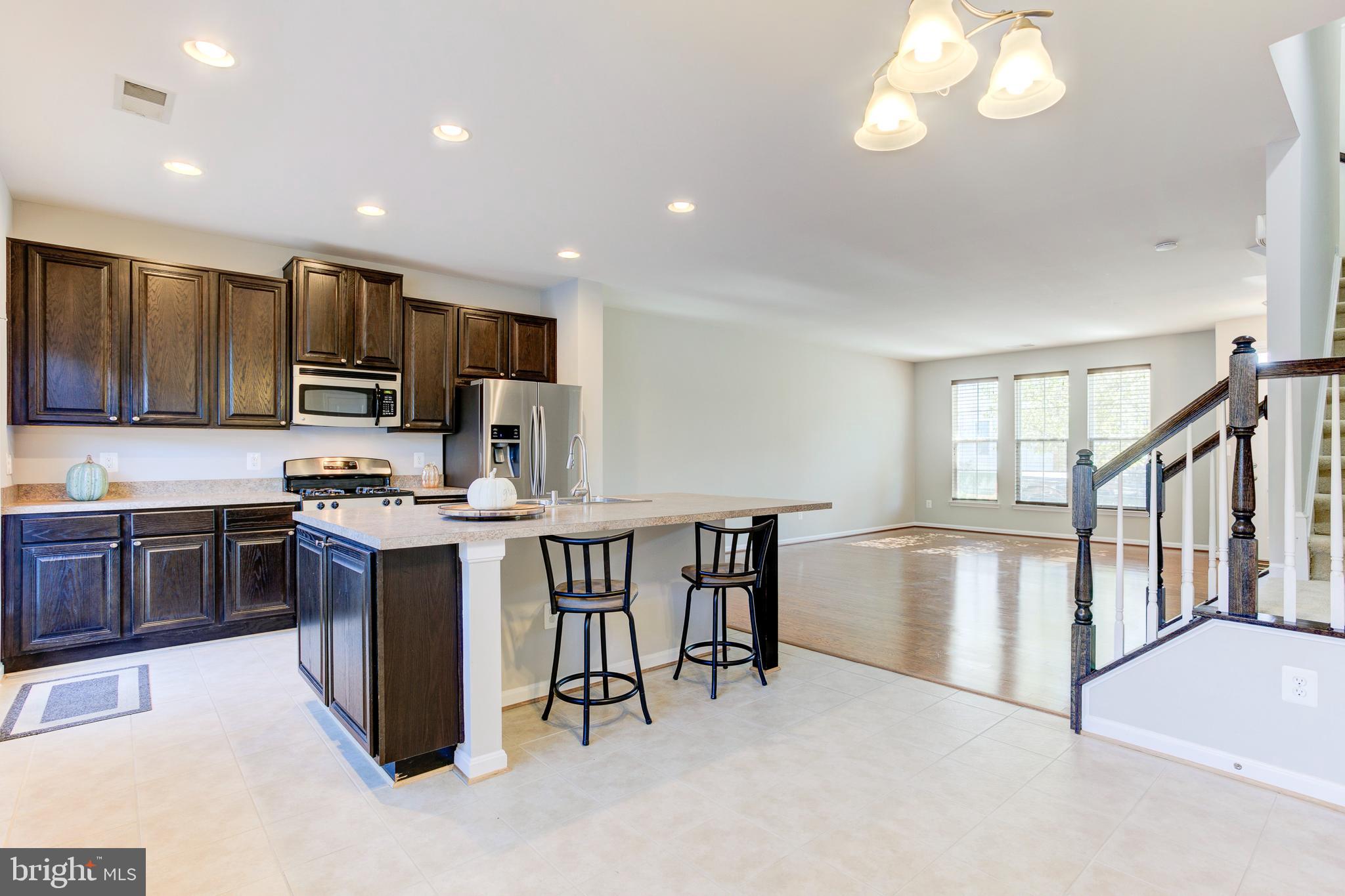 VICTORY LAKES - Residential