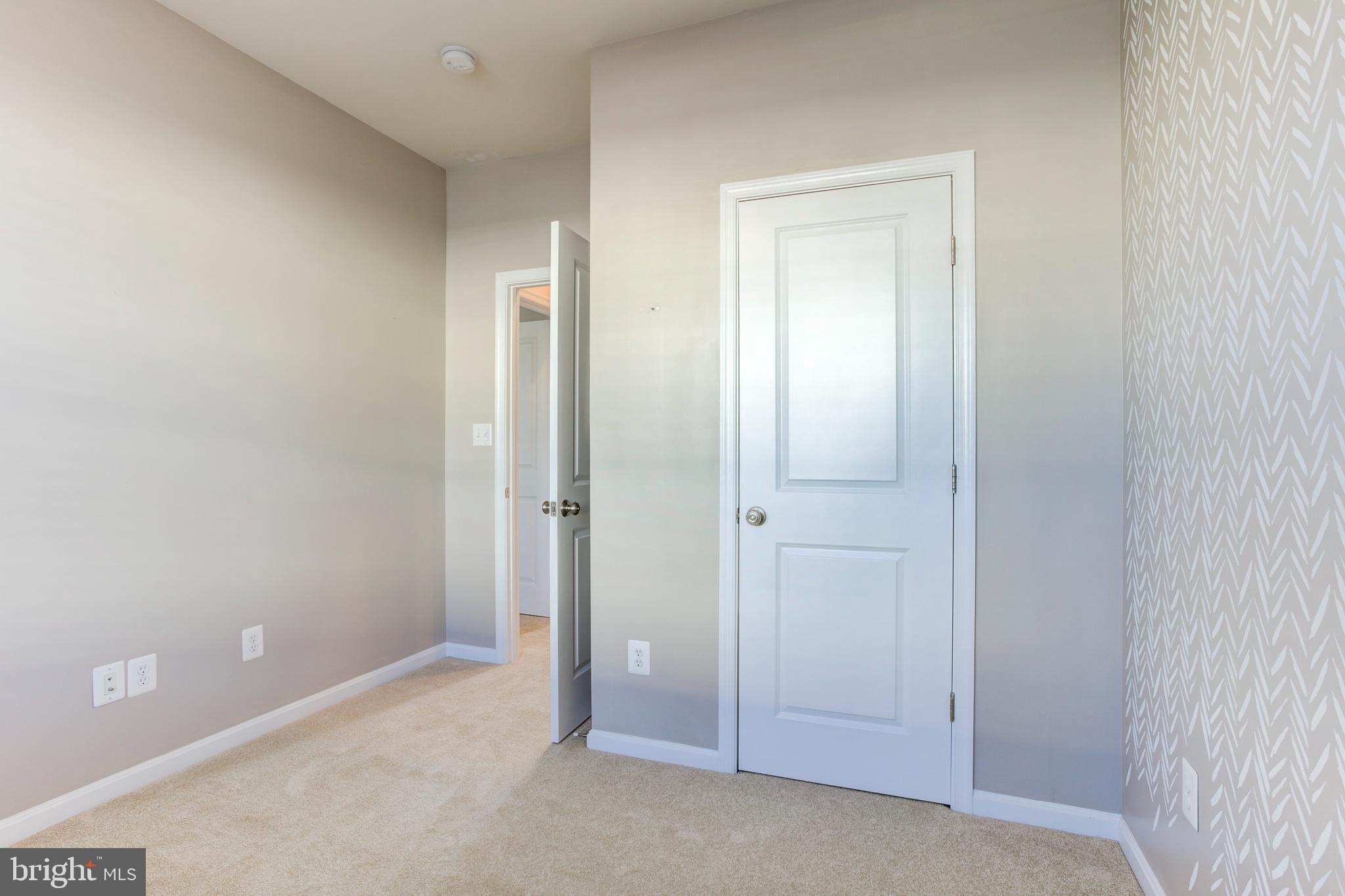 VICTORY LAKES - Residential