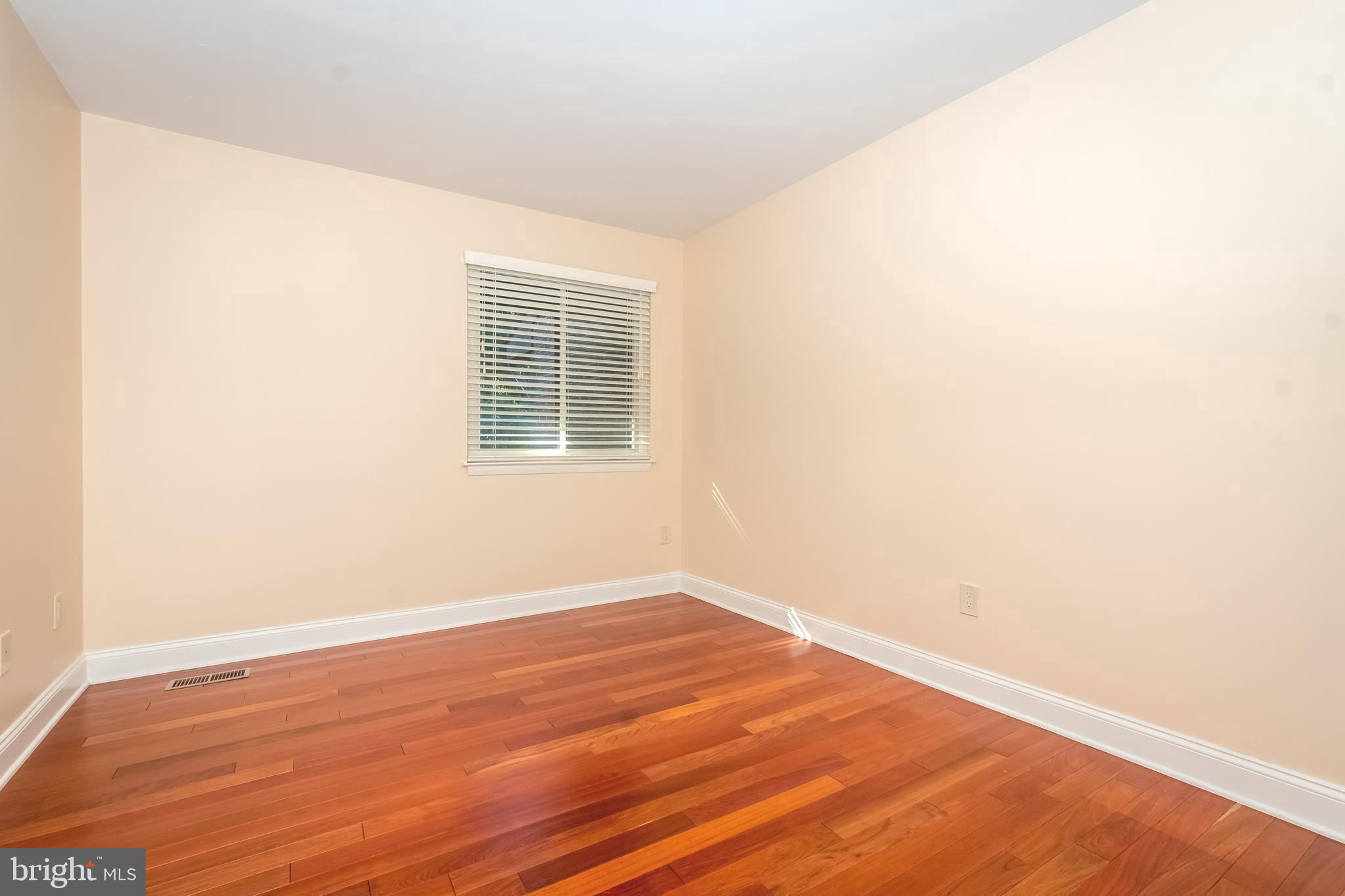 VALLEYWOOD AT FIVE FARMS - Residential