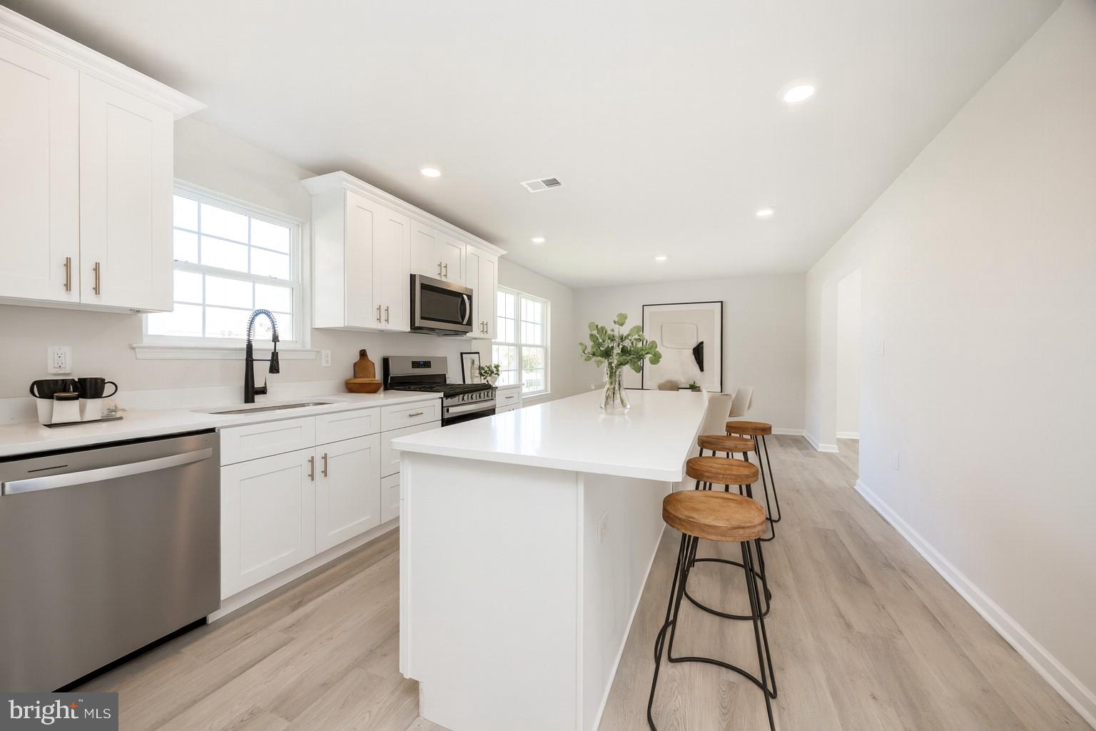 CALNSHIRE ESTATES - Residential