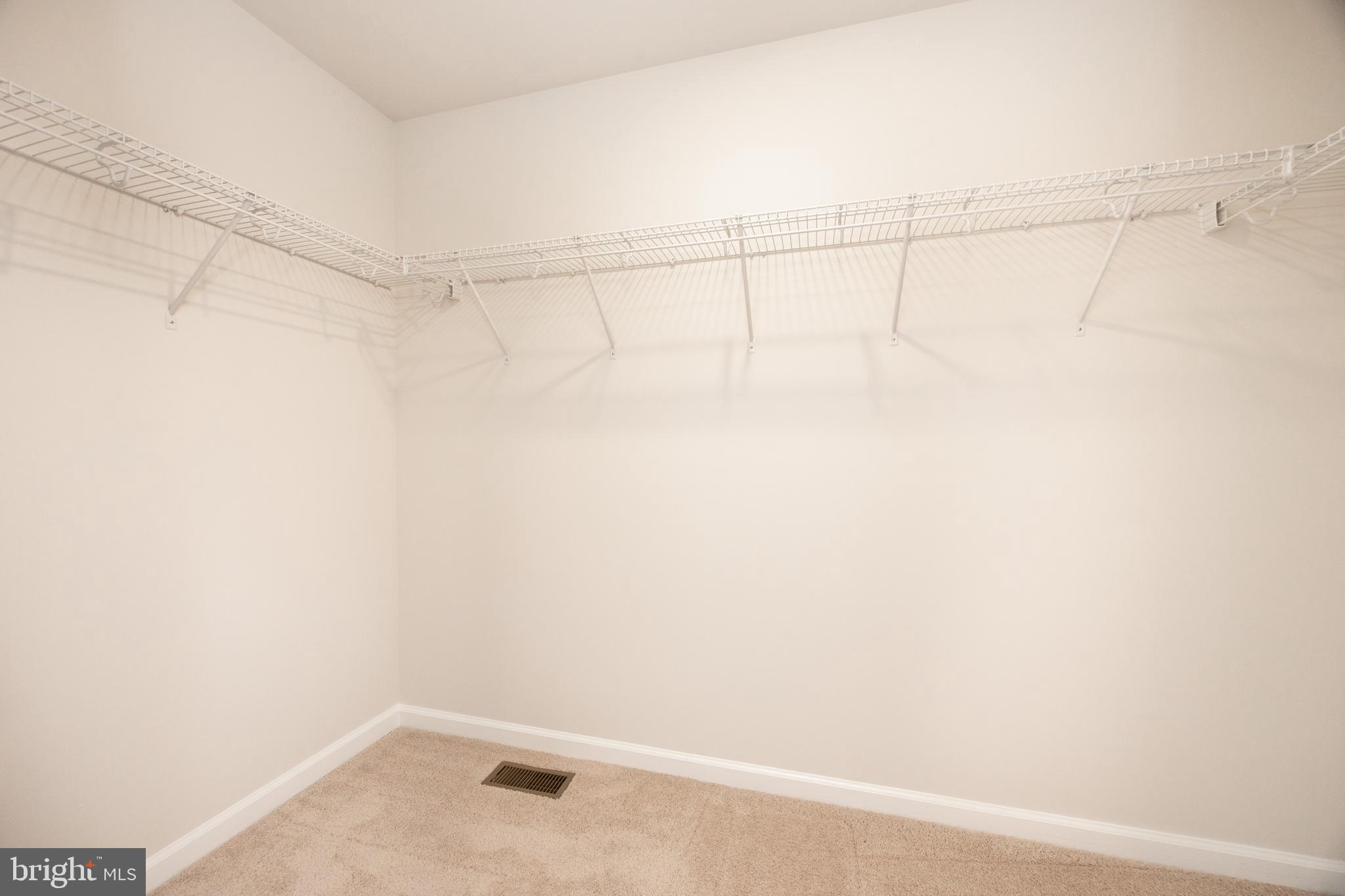 CALNSHIRE ESTATES - Residential