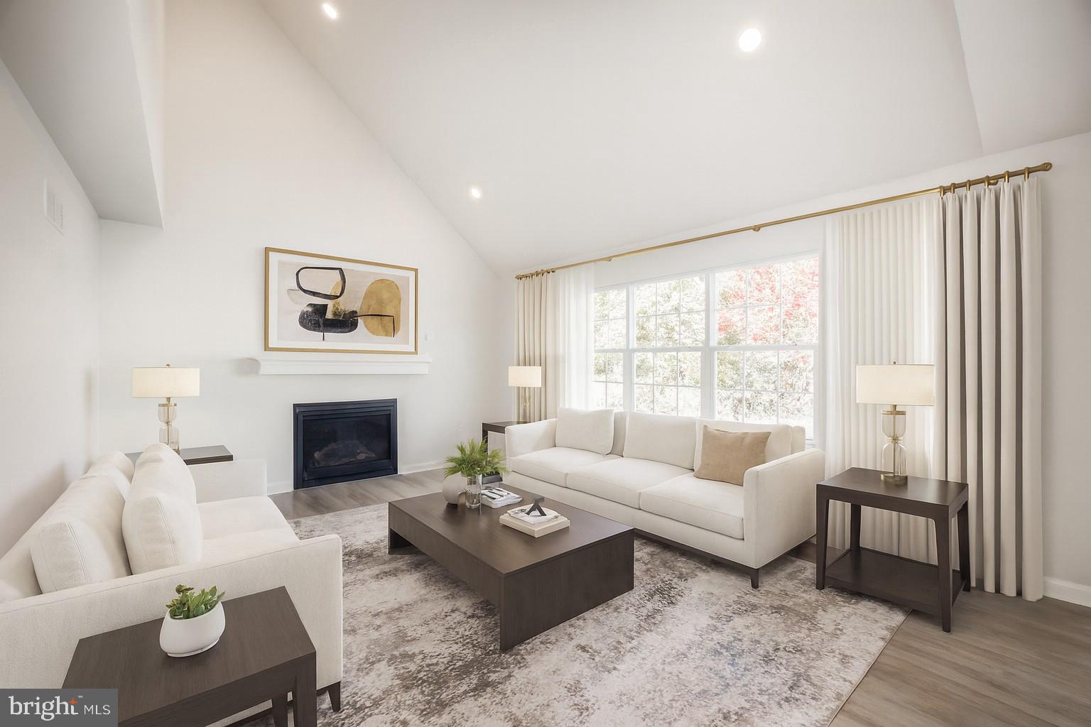 CALNSHIRE ESTATES - Residential