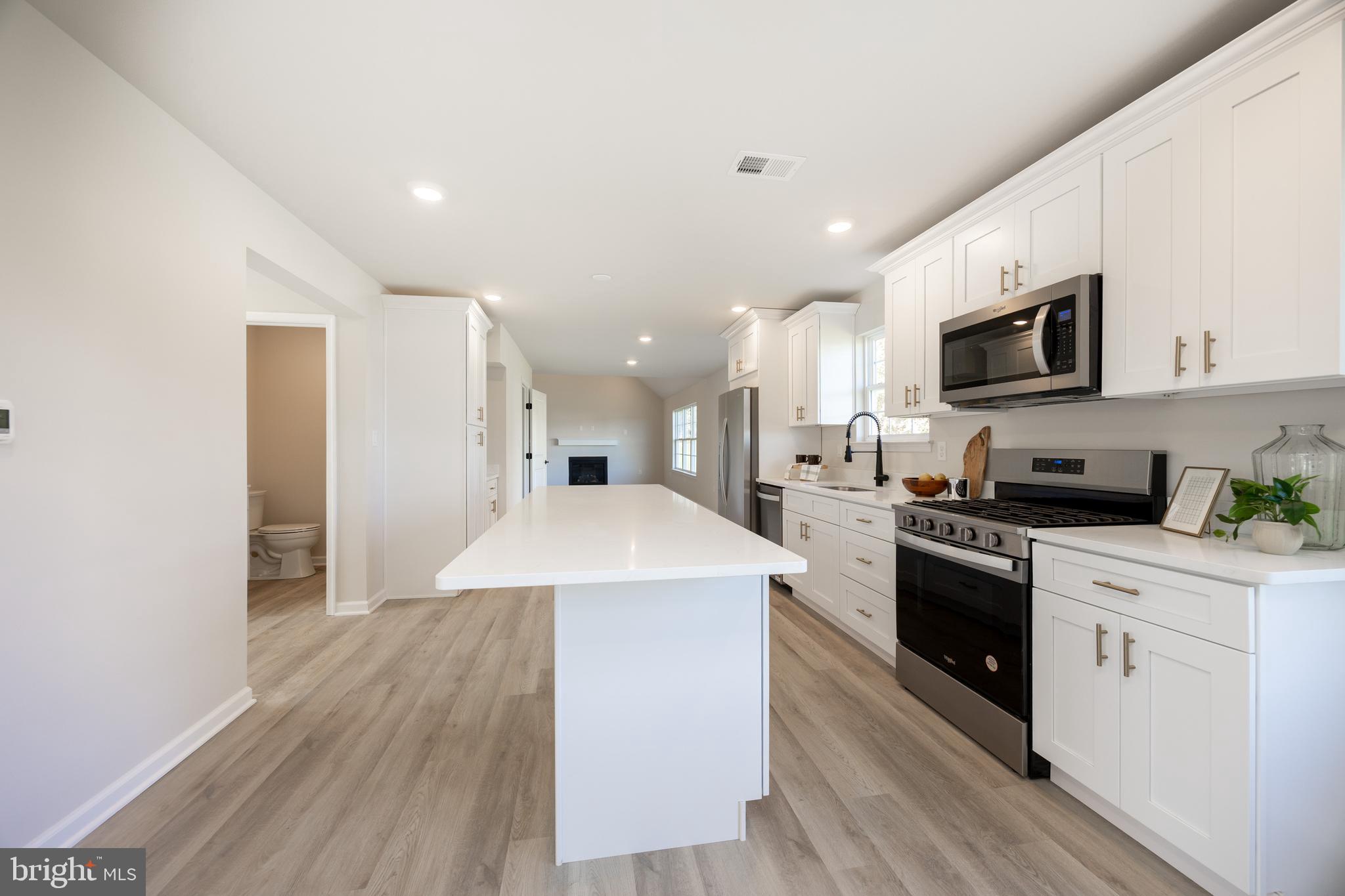 CALNSHIRE ESTATES - Residential