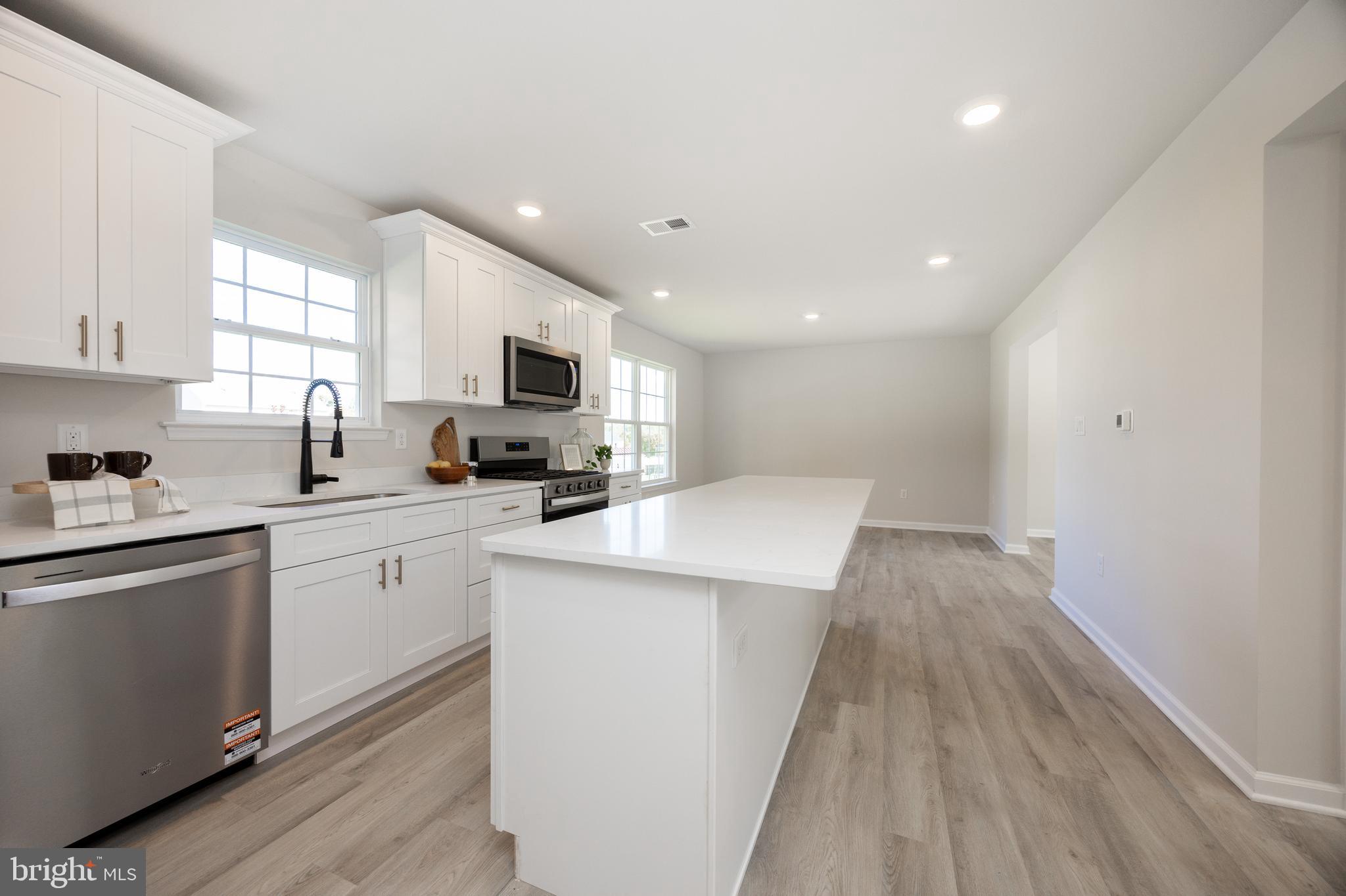 CALNSHIRE ESTATES - Residential