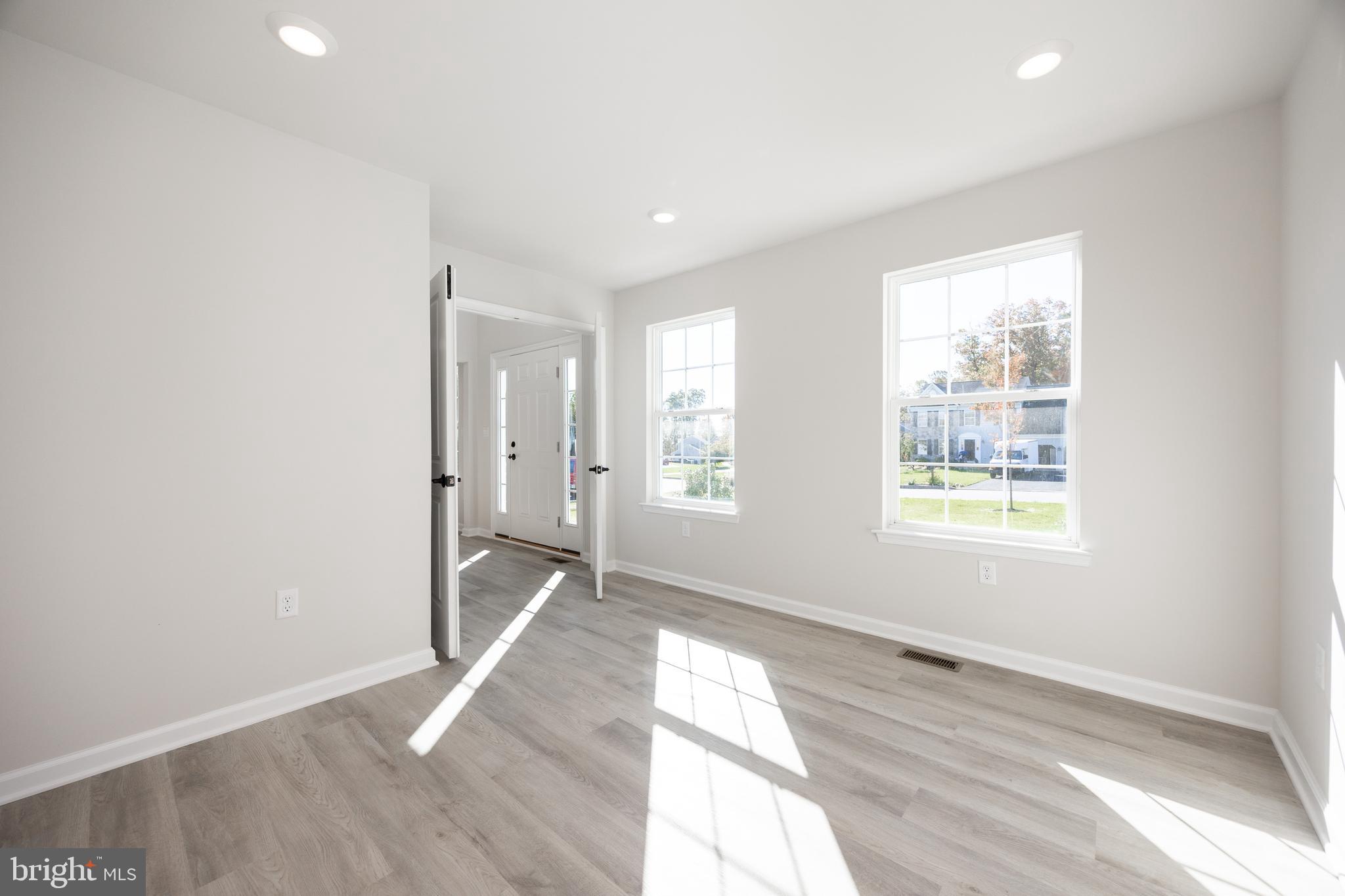 CALNSHIRE ESTATES - Residential