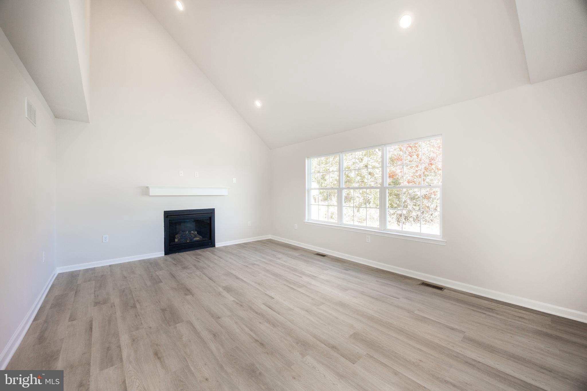 CALNSHIRE ESTATES - Residential