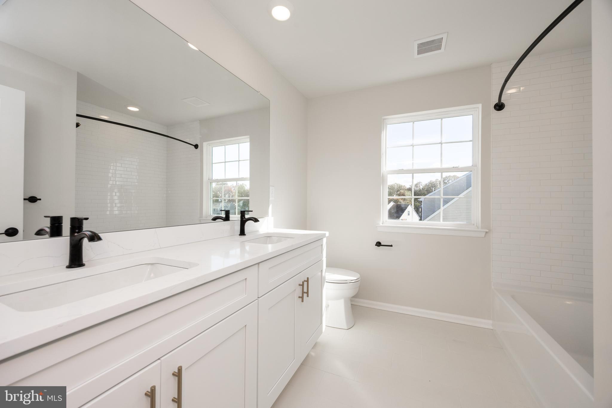 CALNSHIRE ESTATES - Residential