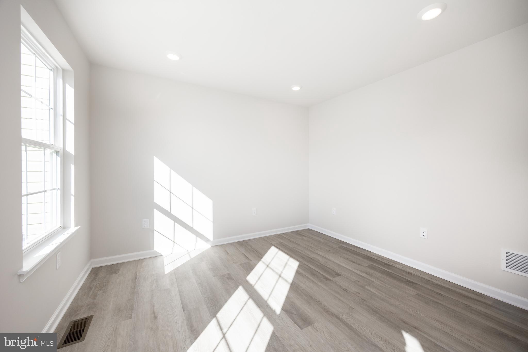 CALNSHIRE ESTATES - Residential