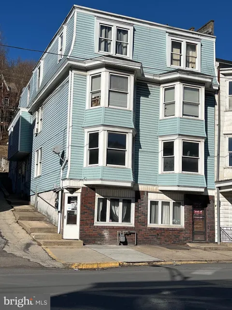 137 Center Street APT. 1, Ashland, PA MLS: PASK2020462