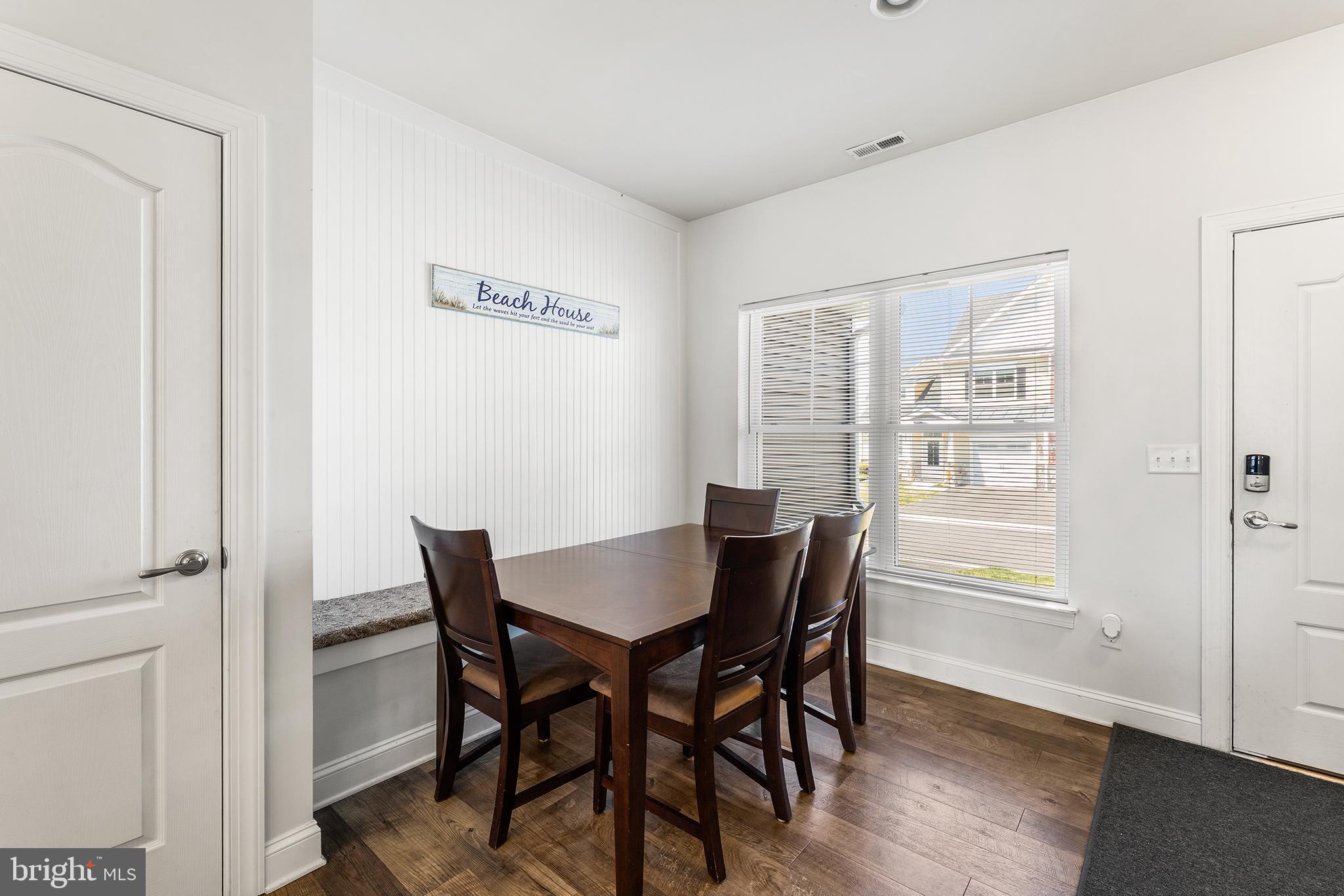 104 EAGLE COURT