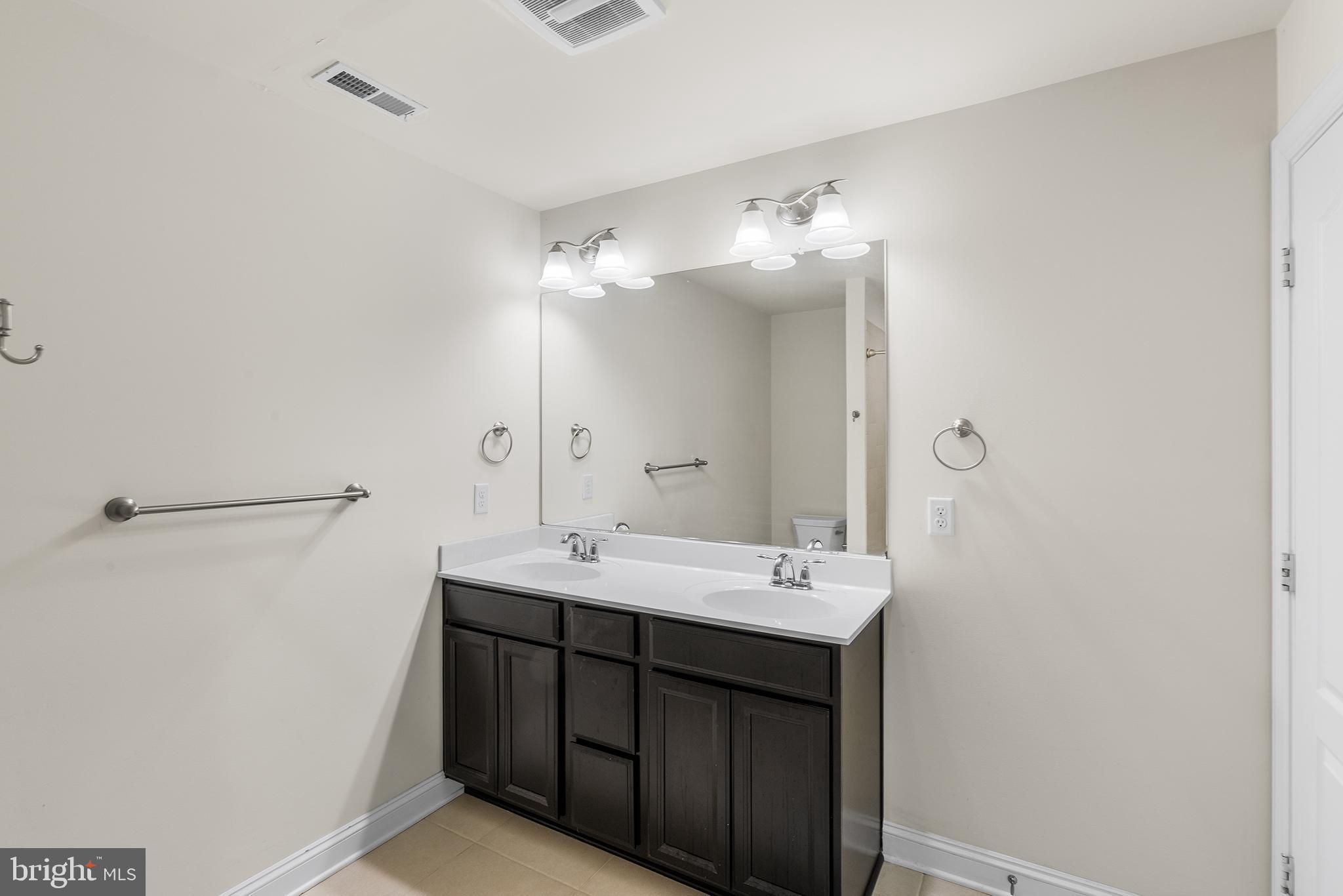 FAIRWAY VILLAGE - Residential