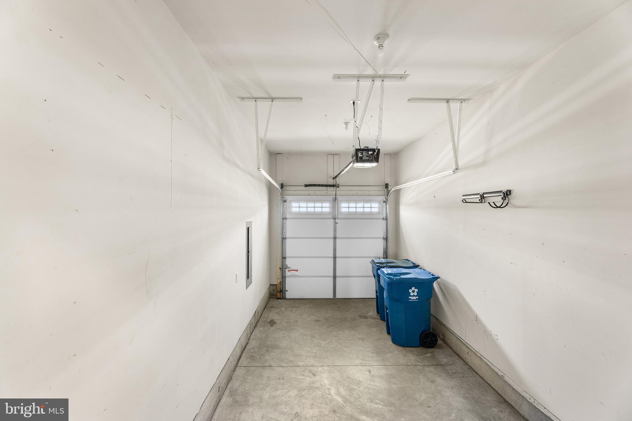 FAIRWAY VILLAGE - Residential