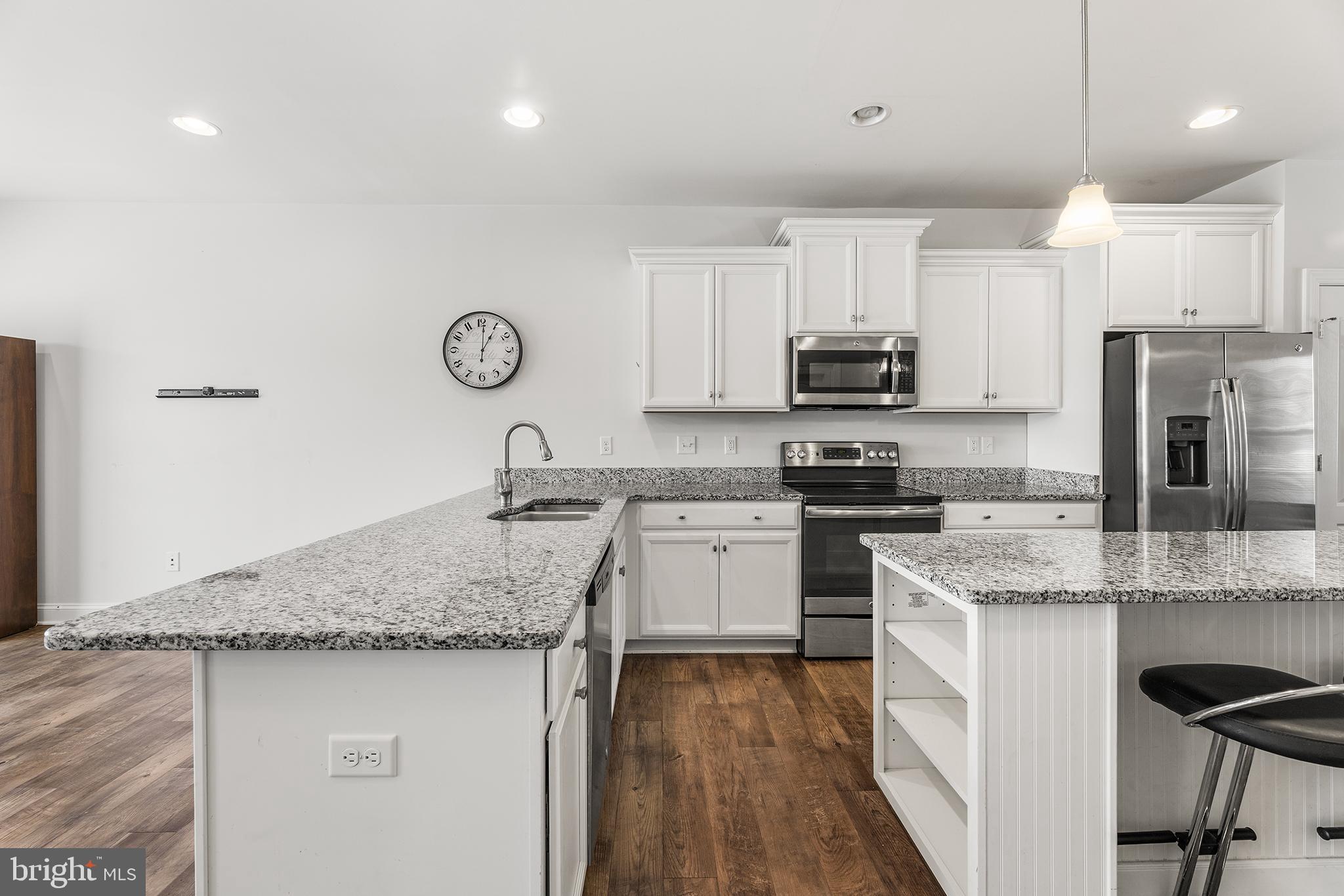 FAIRWAY VILLAGE - Residential