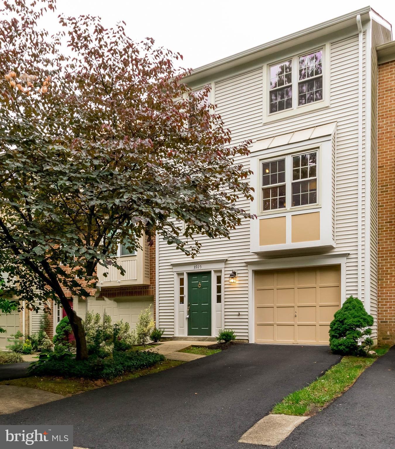 FAIR WOODS - Residential