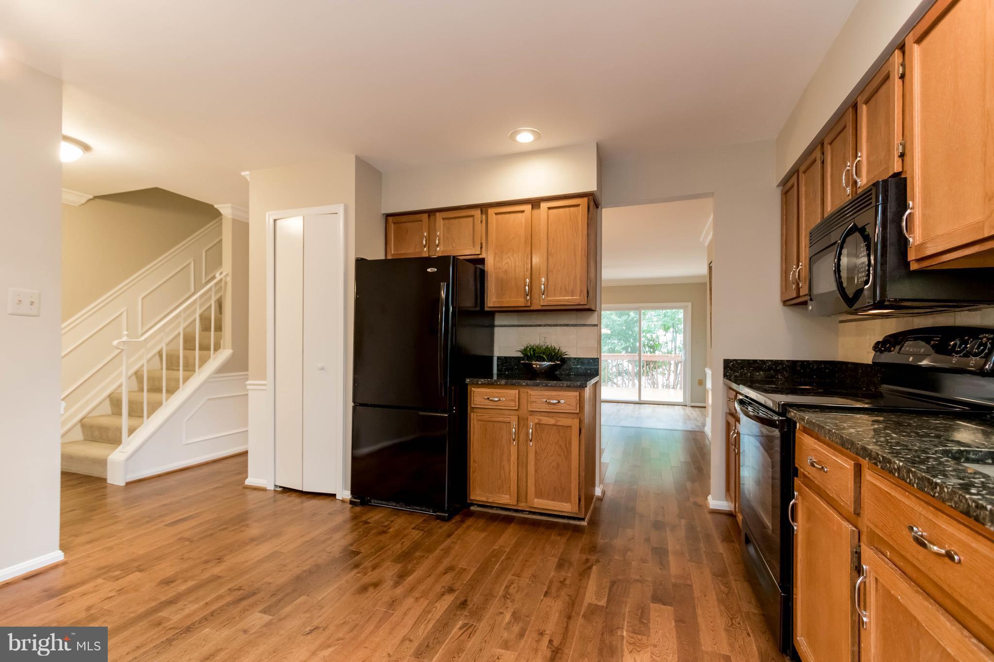 FAIR WOODS - Residential