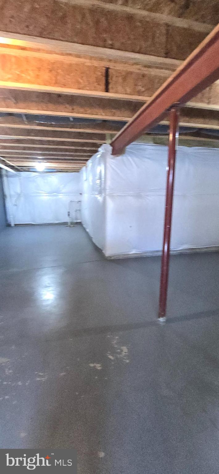 THE VILLAGE OF WASHINGTON TRAIL - Residential