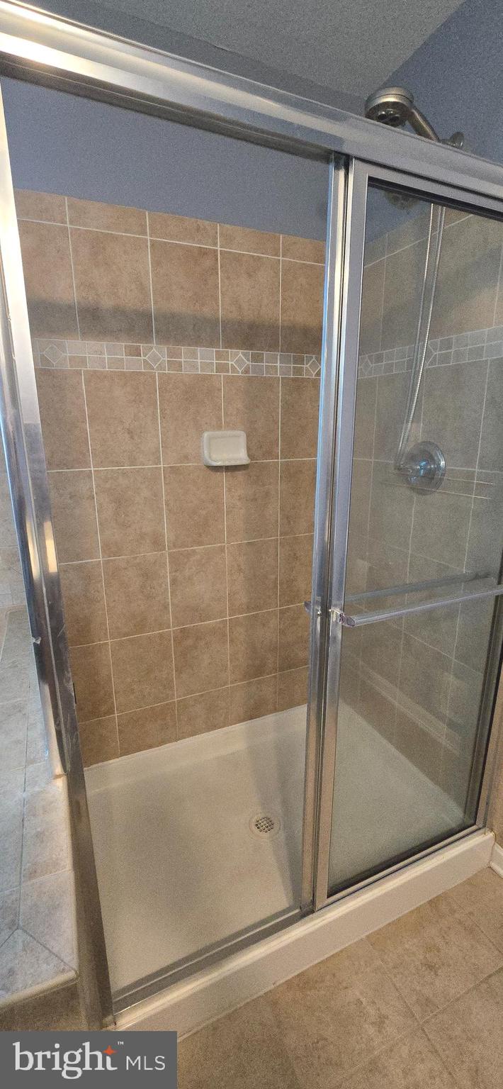 THE VILLAGE OF WASHINGTON TRAIL - Residential