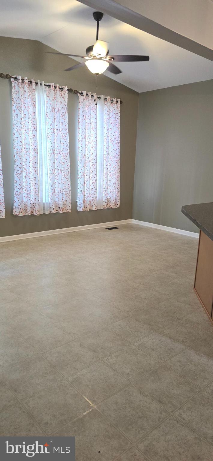 THE VILLAGE OF WASHINGTON TRAIL - Residential