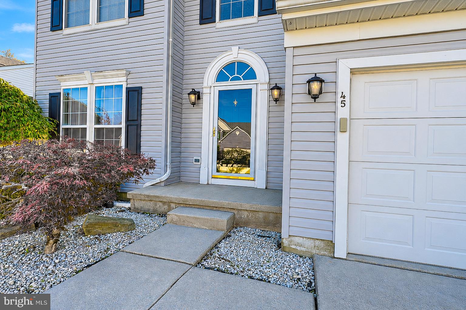45 WOOD LARK DRIVE