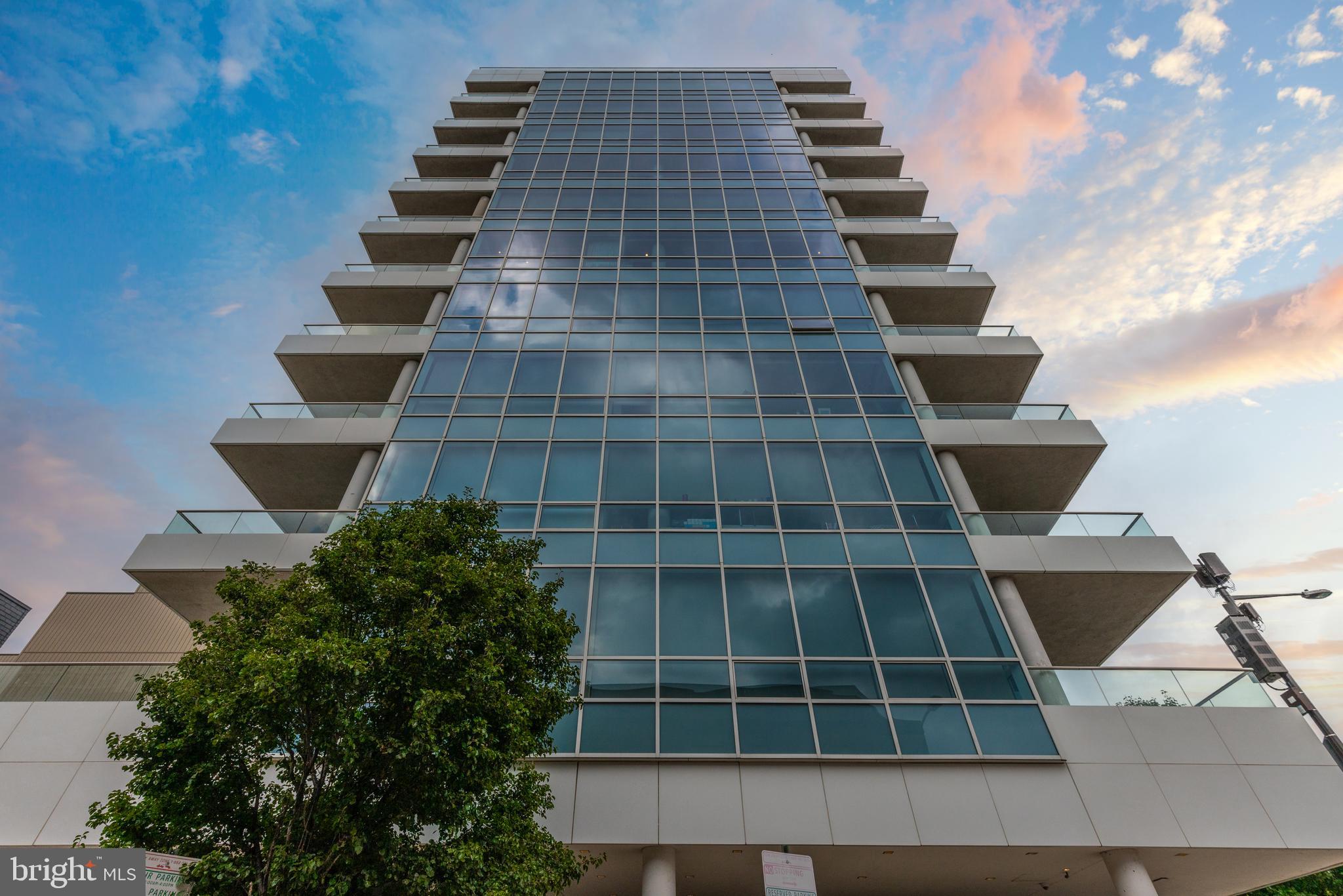 SOCIETY HILL - Residential Lease