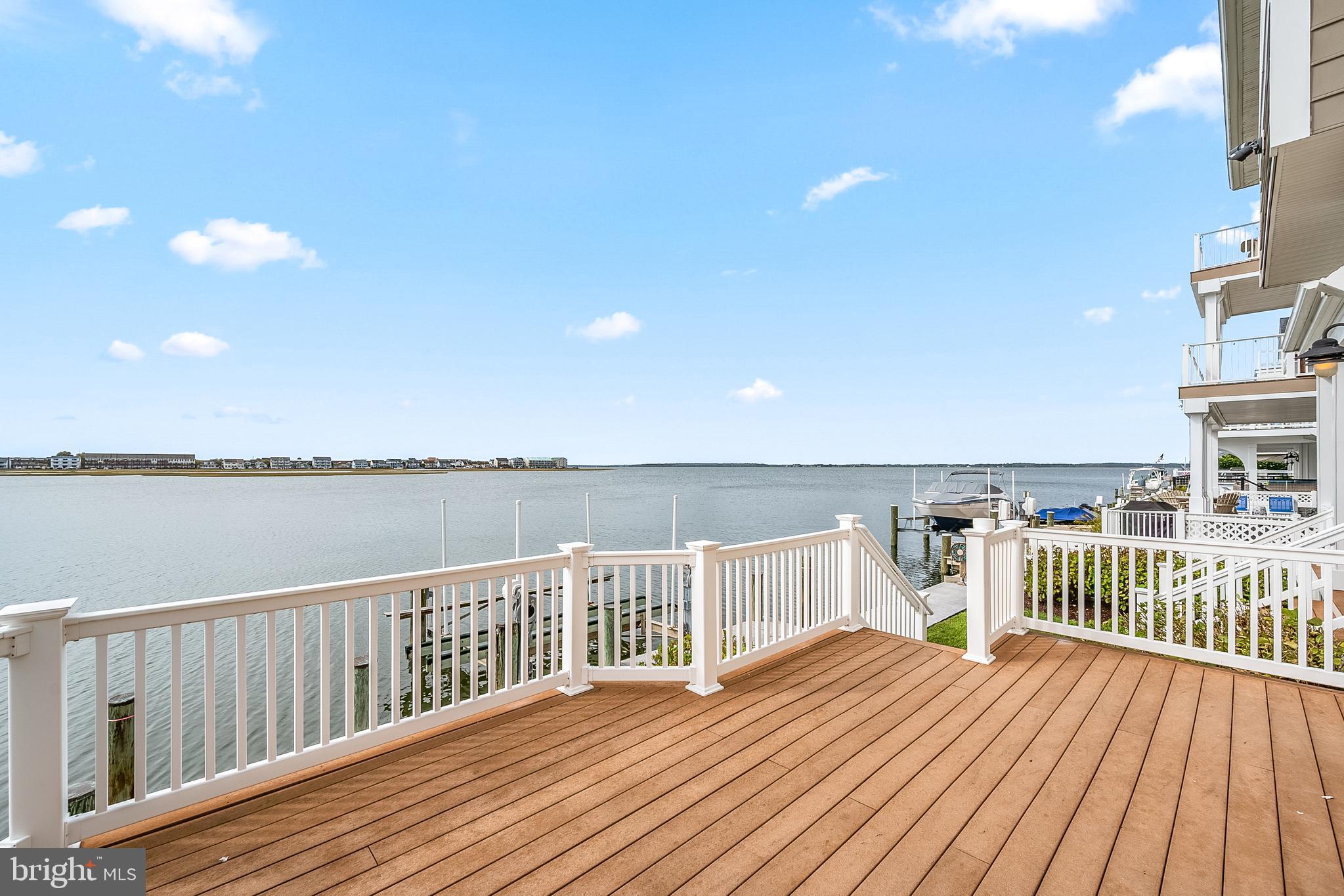 CAINE KEYS II EXT - Residential